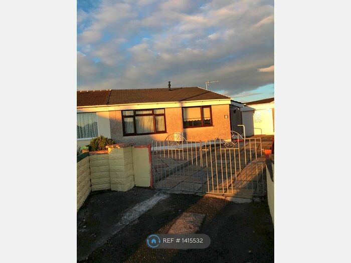 2 Bedroom Bungalow To Rent In Bryn Henllan, Rct, CF72