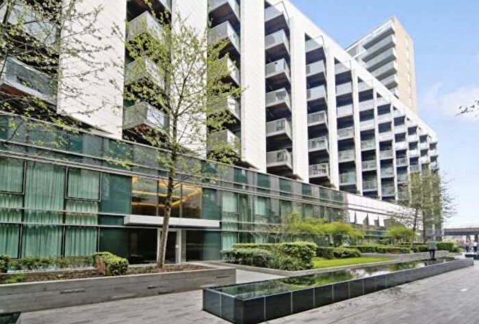 1 Bedroom Flat To Rent In Canary Wharf, London, E14