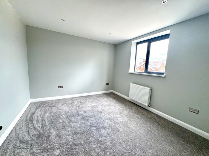 2 Bedroom Apartment To Rent In Carrwood House, SK2