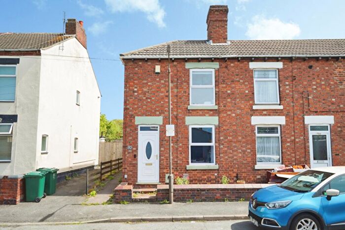 2 Bedroom End Of Terrace House For Sale In Stanhope Road, Swadlincote, Derbyshire, DE11