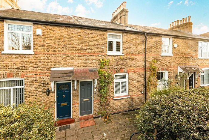2 Bedroom Property For Sale In Mostyn Road, Wimbledon, SW19