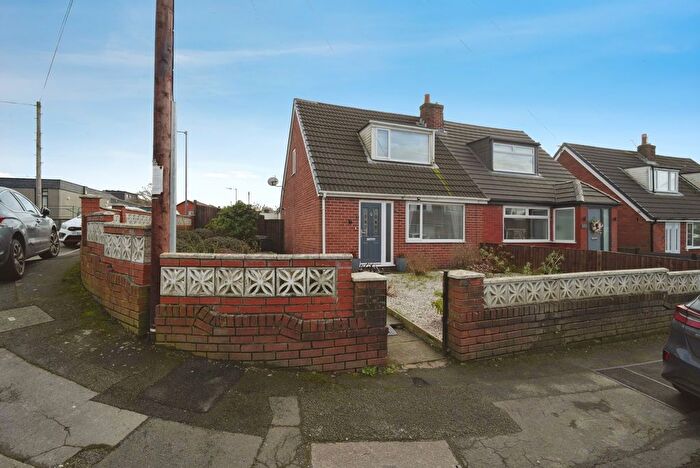 2 Bedroom Semi Detached House For Sale In Blackhorse Avenue, Bolton, Lancashire, BL6