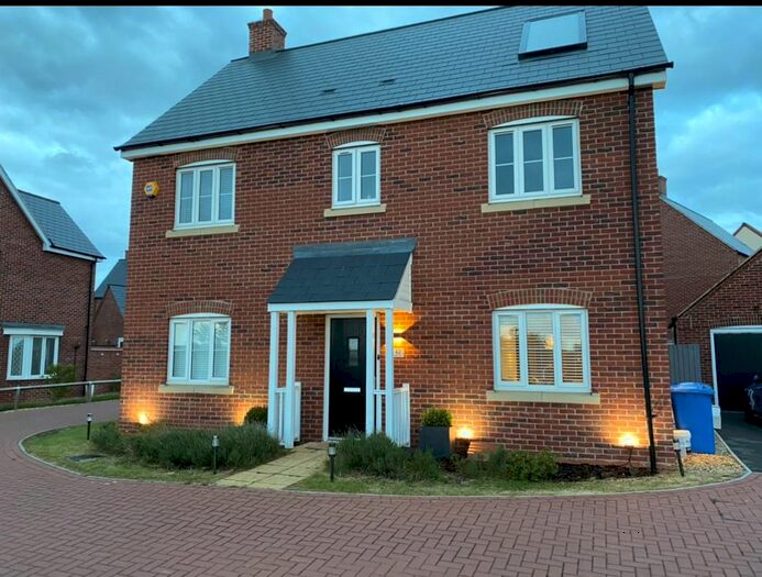 3 Bedroom Detached House To Rent In Arden Road, Desborough, Kettering, NN14