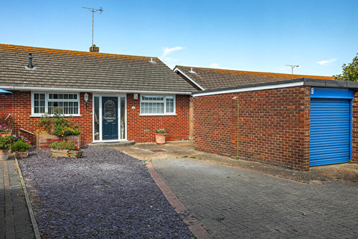 2 Bedroom Bungalow For Sale In Princess Margaret Avenue, Margate, CT9
