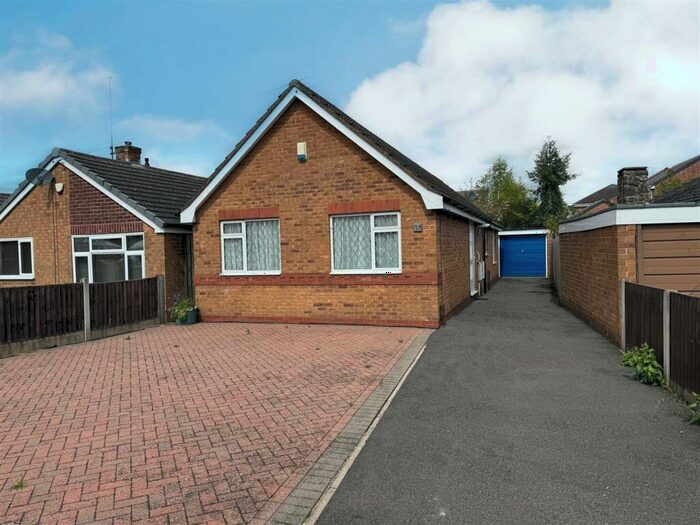2 Bedroom Bungalow To Rent In Trowels Lane, Derby, DE22