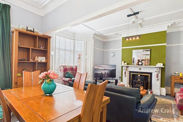 2 Bedroom Maisonette For Sale In Mowbray Road, South Shields, NE33