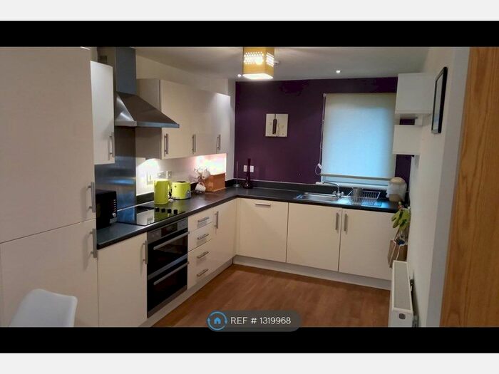 1 Bedroom Flat To Rent In Wave Court, Romford RM7