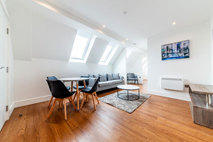 1 Bedroom Apartment To Rent In Loam House, London Road, Romford, Essex, RM7