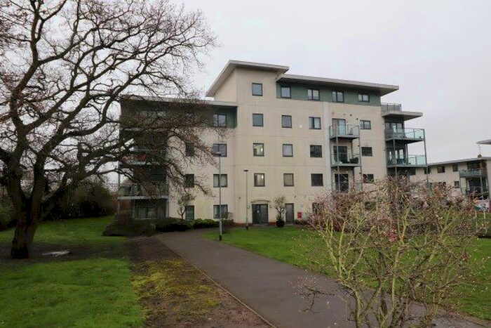 1 Bedroom Flat To Rent In Adlington House, Brentwood, CM14