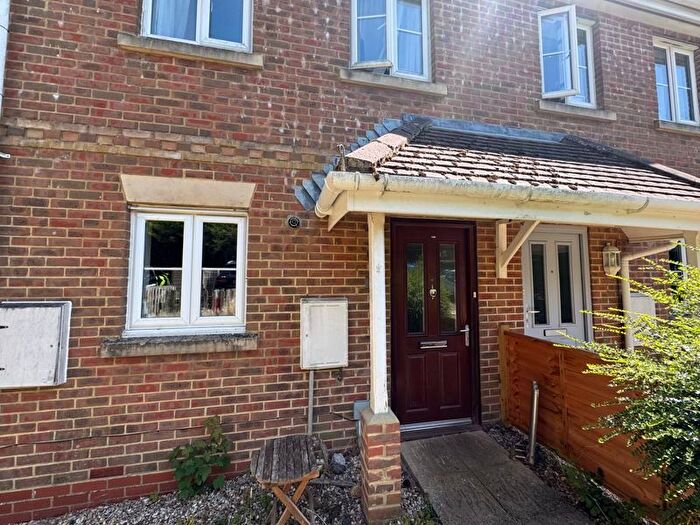 3 Bedroom Property To Rent In Weycombe Road, Haslemere, GU27