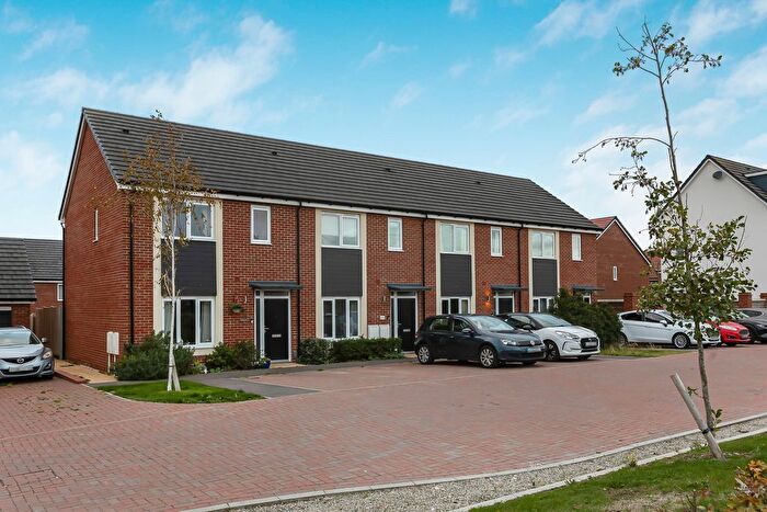 2 Bedroom Terraced House For Sale In Goldsmith Close, Wantage, OX12