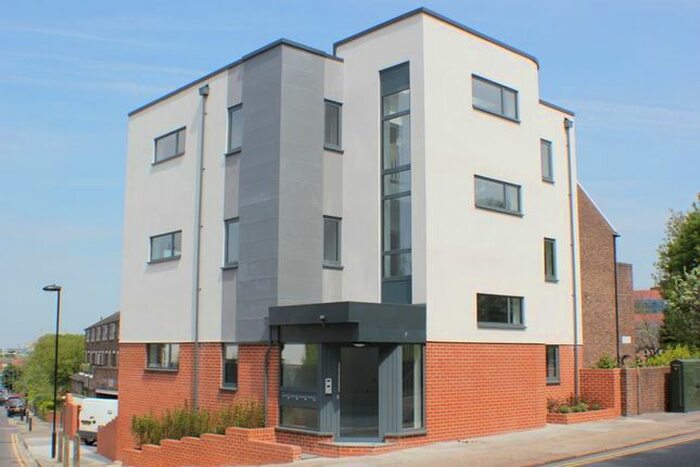 2 Bedroom Flat To Rent In Hillreach, Woolwich, SE18