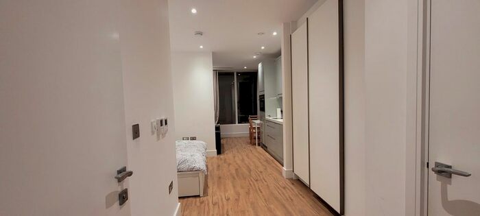 Studio To Rent In Westgate House, West Gate, Ealing, London, W5