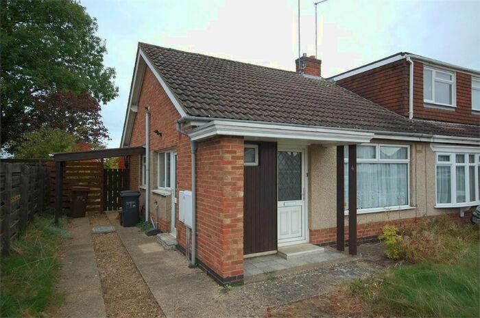 2 Bedroom Semi-Detached Bungalow To Rent In Medbourne Close, Moulton, Northampton NN3