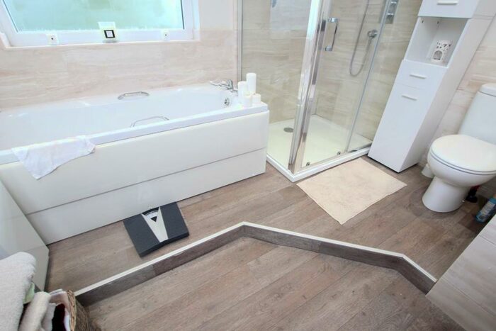 3 Bedroom Semi-Detached House To Rent In Evesham Road, Redditch, B97