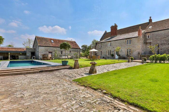 6 Bedroom Character Property For Sale In A Wonderful Historic Fully-renovated Family House In A Quiet Position Nr Glastonbury, BA6