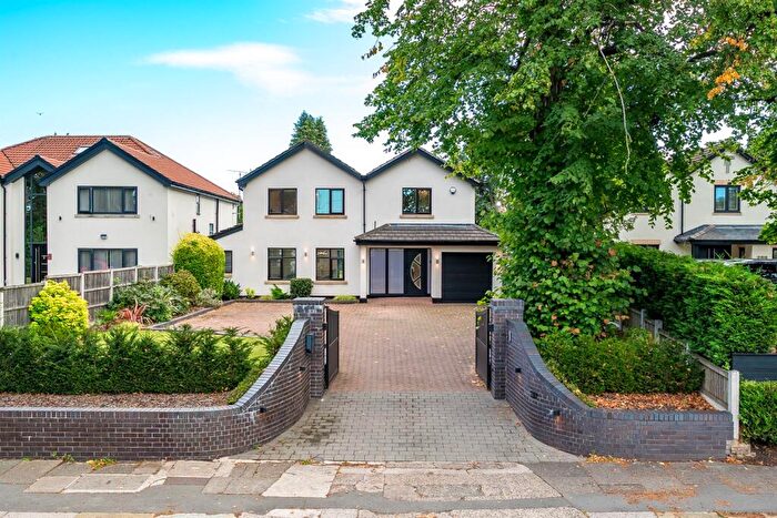 4 Bedroom Detached House For Sale In Brooklands Road, Manchester, M23