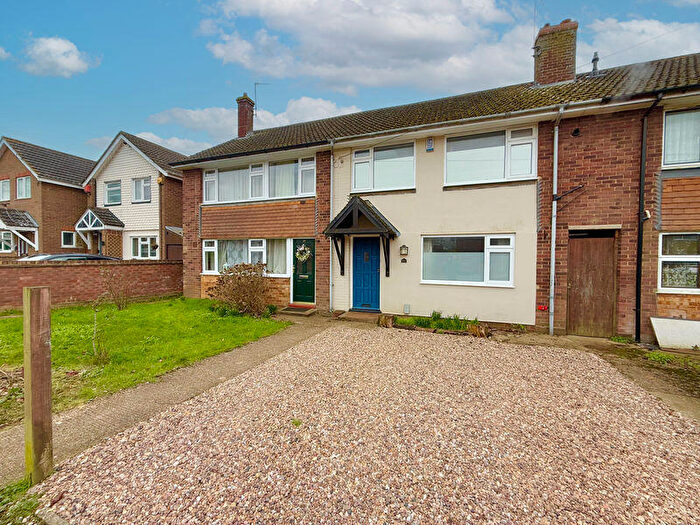 4 Bedroom Terraced House For Sale In Wantage Crescent, Wing, LU7