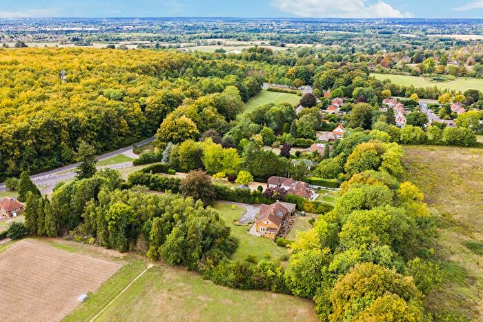 4 Bedroom Detached House For Sale In Shere Road, West Clandon, Guildford, Surrey, GU4