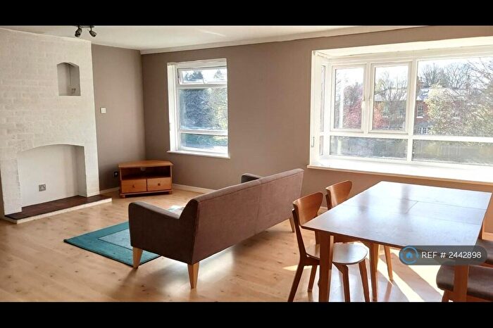 2 Bedroom Flat To Rent In Vicarage Road, Edgbaston, Birmingham, B15