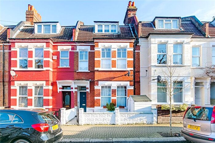 2 Bedroom Flat To Rent In Moring Road, Tooting, SW17