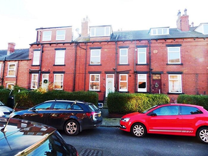 2 Bedroom Terraced House To Rent In Hayleigh Mount, Leeds, LS13