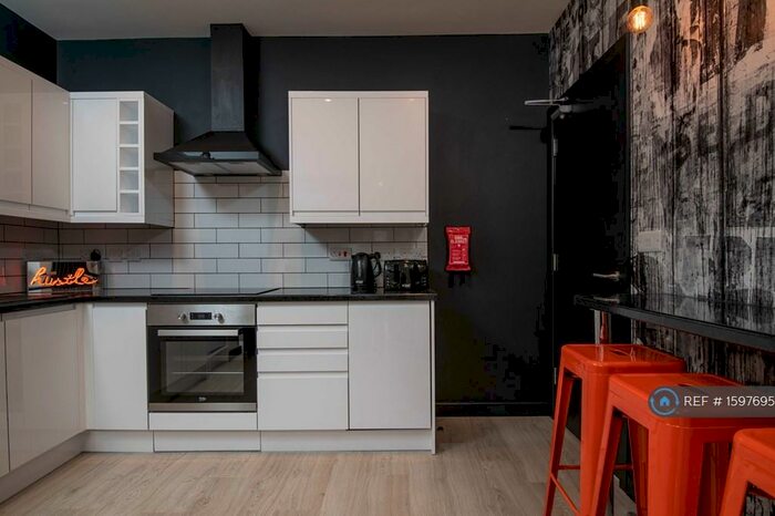 5 Bedroom Terraced House To Rent In Histon Road, Cambridge, CB4