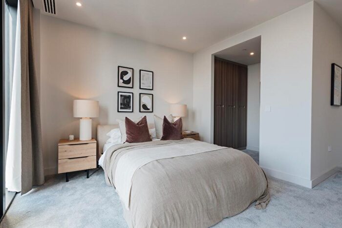 2 Bedroom Penthouse To Rent In Broad Street, Birmingham, B15