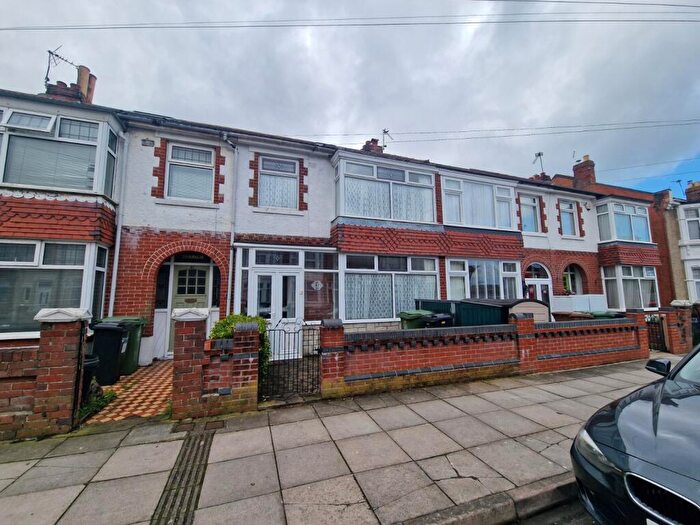 4 Bedroom Terraced House For Sale In Magdalen Road, Portsmouth, Hampshire, PO2
