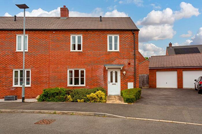 3 Bedroom Semi-Detached House For Sale In Lady Mayor Drive, Bedford, MK41