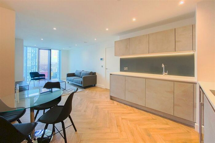 2 Bedroom Apartment To Rent In Elizabeth Tower, M15