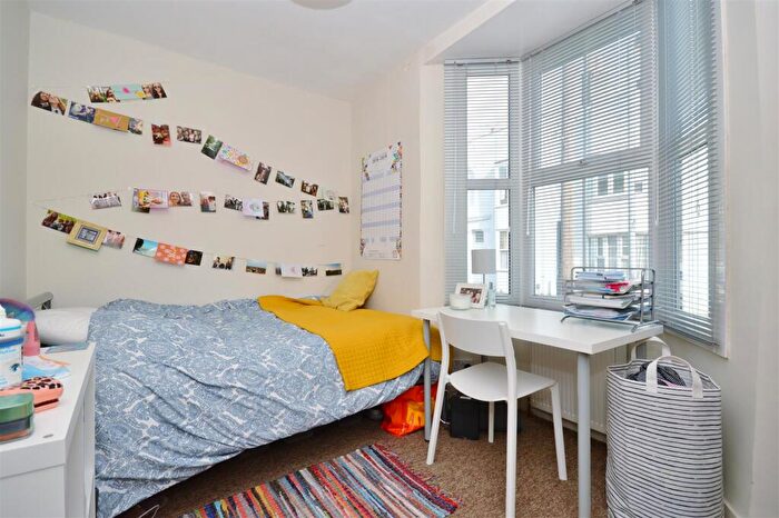 5 Bedroom House To Rent In Kingsbury Road, Brighton, BN1
