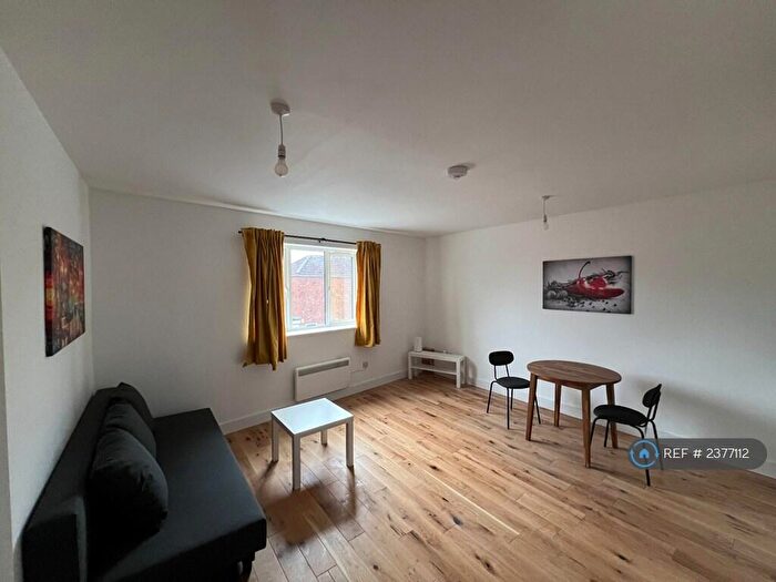 1 Bedroom Flat To Rent In Durnford Road, Southampton, SO14