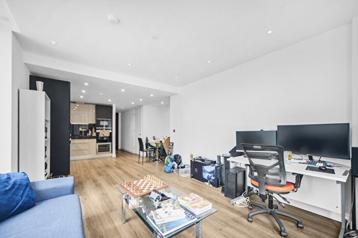 1 Bedroom Flat For Sale In Meranti House, Goodmans Fields, E1