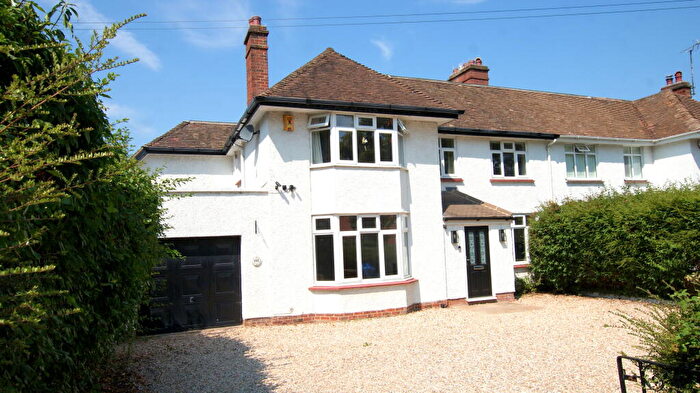 4 Bedroom Semi Detached House To Rent In Leckhampton, GL53