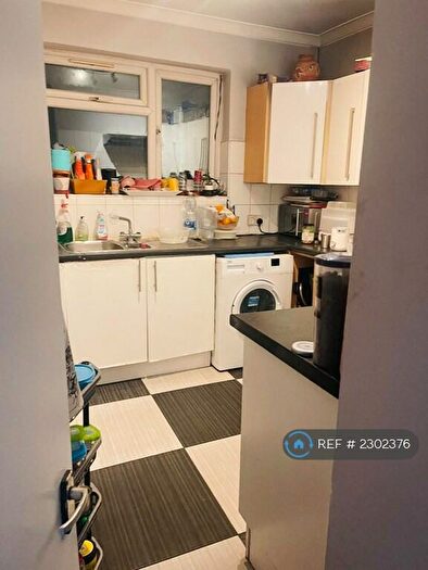 2 Bedroom Flat To Rent In Church Lane, Kingsbury, NW9