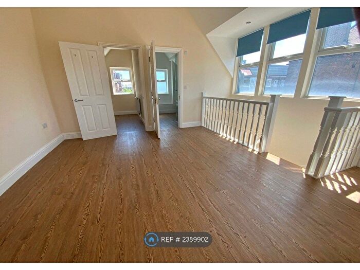 3 Bedroom End Of Terrace House To Rent In Sportsman Place, London, E2