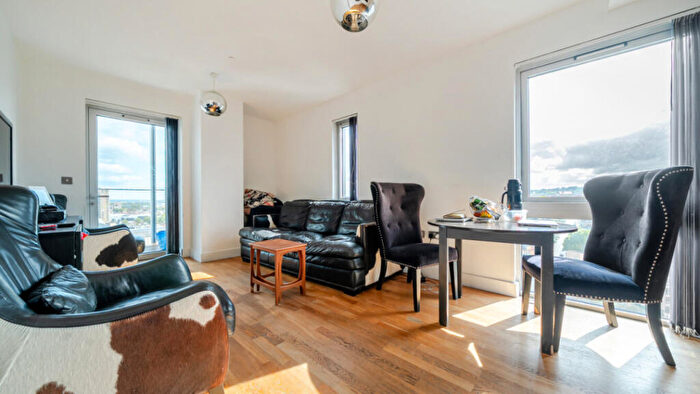 2 Bedroom Flat For Sale In Pepys Court, SE18