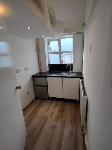 1 Bedroom Flat To Rent In Mersham Road, Thornton Heath, CR7