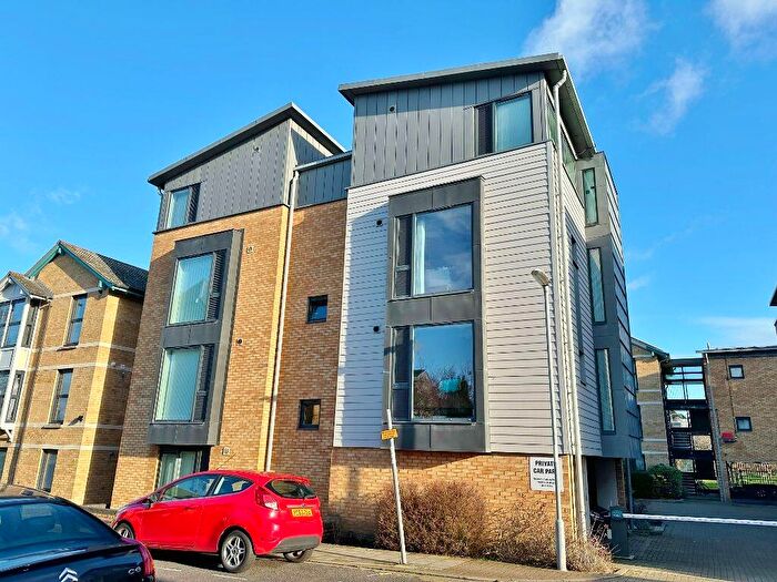 1 Bedroom Flat To Rent In Auckland Road, Cambridge, CB5