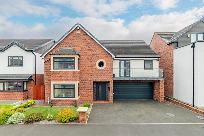 5 Bedroom Detached House For Sale In Hazelwood Road, Great Park, NE13