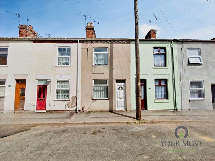 2 Bedroom Terraced House For Sale In Berrisford Street, Coalville, Leicestershire, LE67