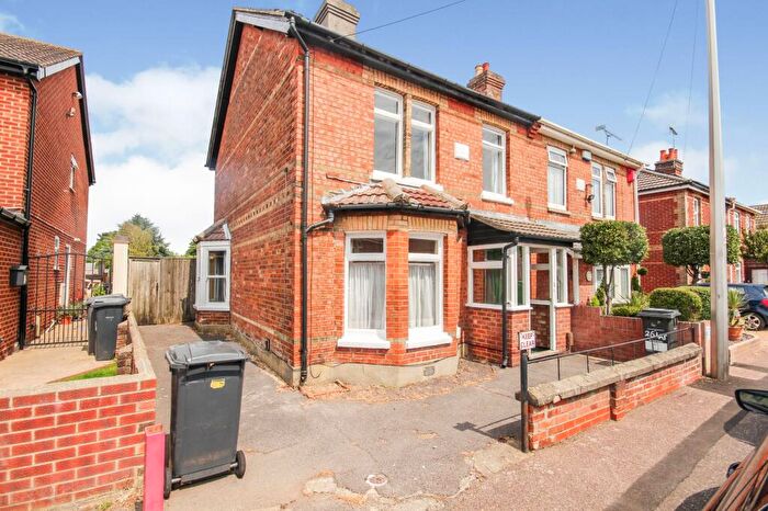 3 Bedroom Property To Rent In Latimer Road, Bournemouth, BH9