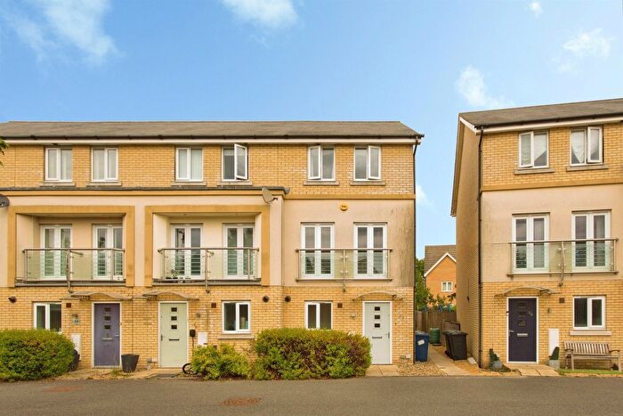 3 Bedroom Property For Sale In Lancaster Gate, Upper Cambourne, Cambridge, CB23