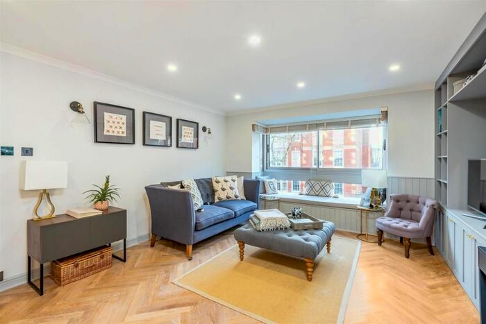 1 Bedroom Flat To Rent In Old Brompton Road, London, SW5