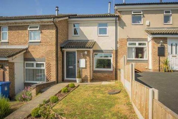 2 Bedroom Terraced House To Rent In Ramsdean Close, DE21