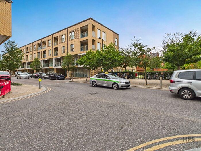2 Bedroom Flat For Sale In Great Northern Road, Cambridge, CB1