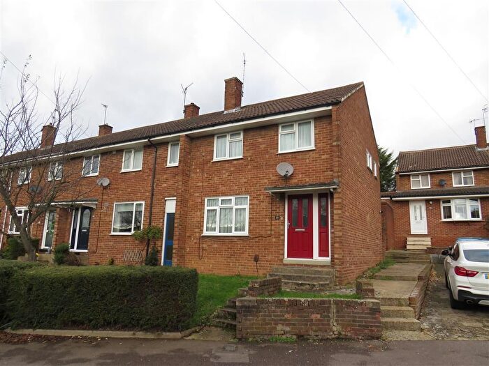 2 Bedroom Property To Rent In Oak Street, Hemel Hempstead, HP3