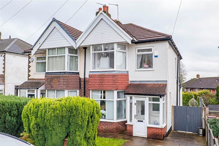 3 Bedroom Semi Detached House For Sale In Romney Road, Bolton, BL1