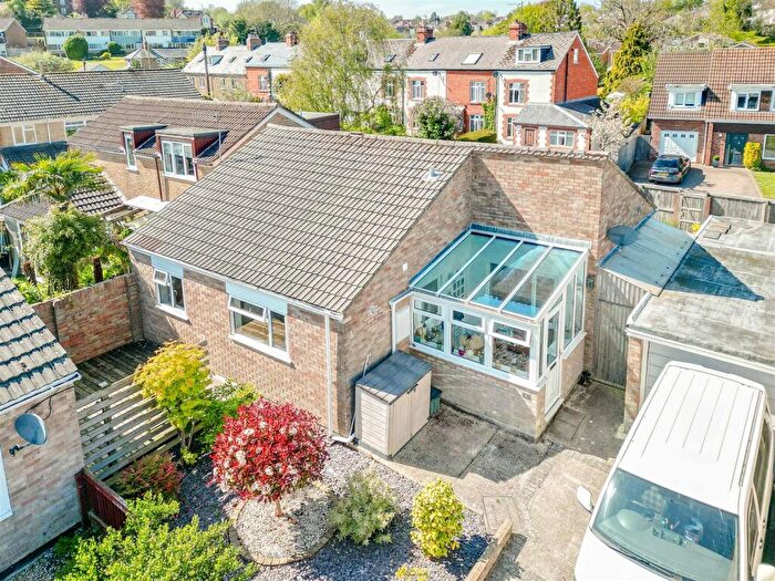 3 Bedroom Detached Bungalow For Sale In White Close, Bridport, DT6